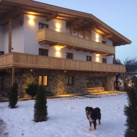 菲根Berghof Zillertal公寓 外观 照片